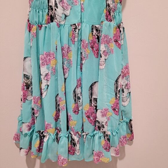 FINAL SALE🌷ROYAL Bones skull print dress size Small - Picture 13 of 16